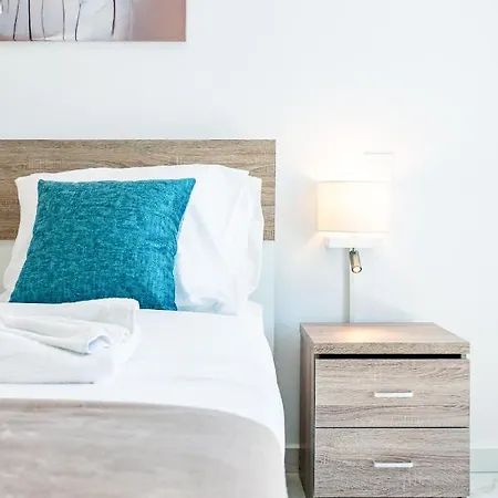 Adolina One Bedroom 204 By Ezoria Διαμέρισμα Πάφος