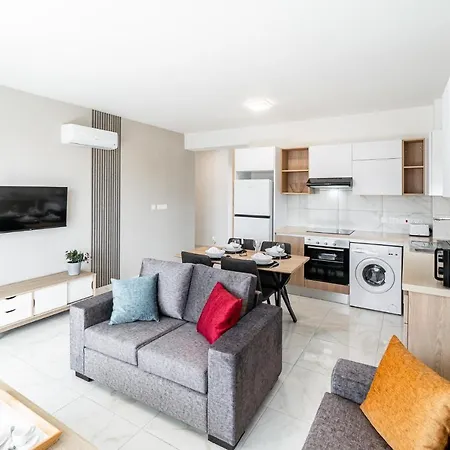 Adolina One Bedroom 204 By Ezoria Lejlighed Paphos
