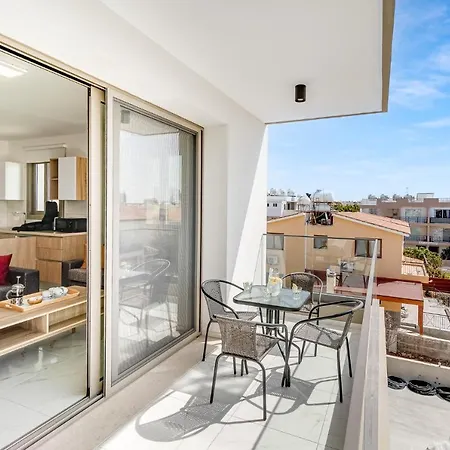 Adolina One Bedroom 204 By Ezoria * بافوس