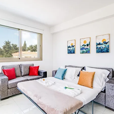 Lejlighed Adolina One Bedroom 204 By Ezoria Paphos